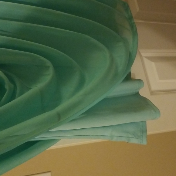 Sleeveless Cut Out Patterned Dress - Picture 4 of 4